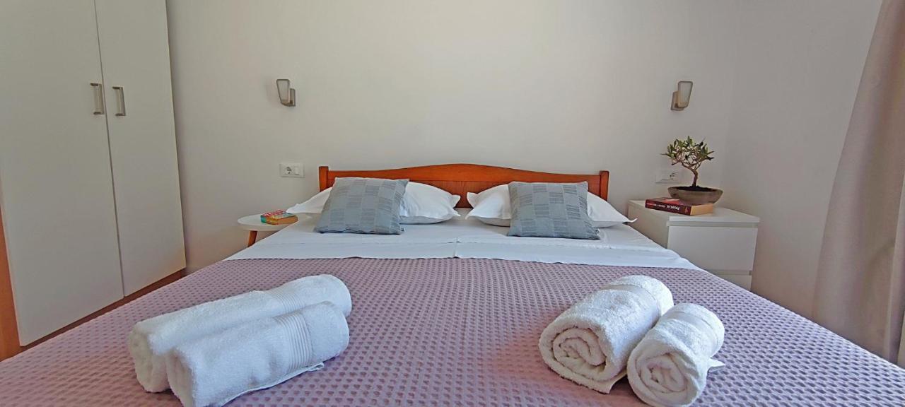 Ferienwohnung Adriatic Blue View Drvenik  Exterior foto
